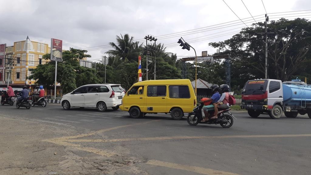 Suasana lalu lintas di jalanan Kota Sorong, Papua Barat Daya, pada Agustus 2019.