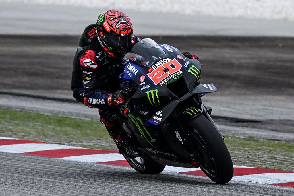  Pebalap tim Yamaha, Fabio Quartararo, memacu motornya pada MotoGP seri Malaysia Minggu (23/10/2022) di Sirkuit Internasional Sepang. Quartararo finis ketiga pada lomba ini.