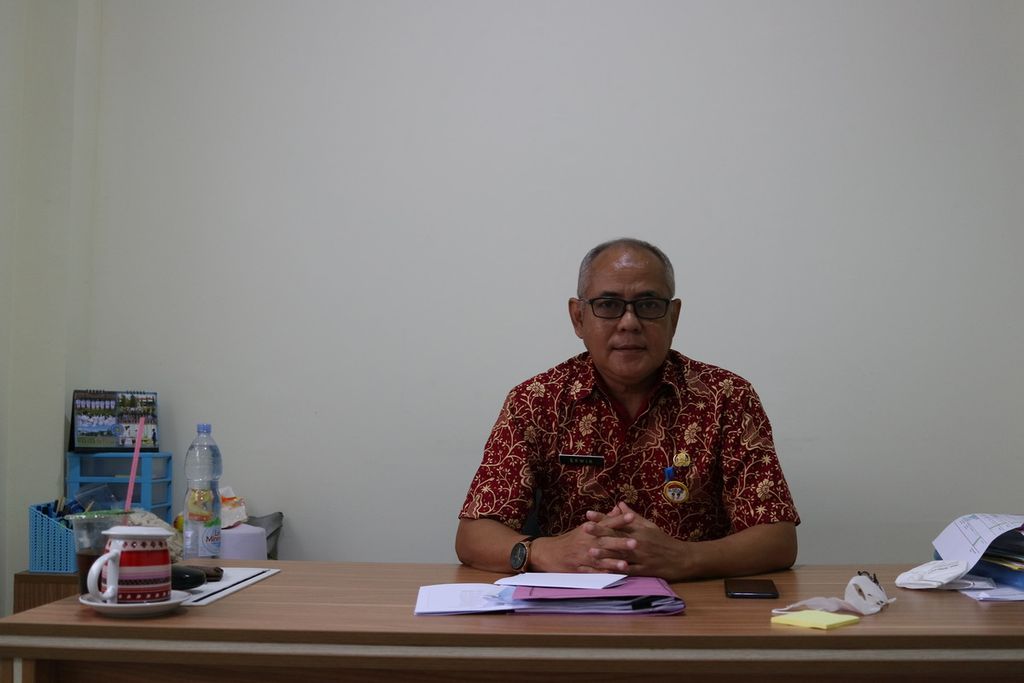 Kabid Angkutan Dinas Perhubungan Kota Bekasi Erwin saat ditemui Kompas di Kantor Dinas Perhubungan Kota Bekasi, Kamis (20/01/2022).