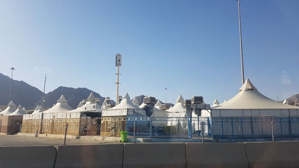 Hundreds of campsites in Mina, Mecca, Saudi Arabia, Wednesday (6/7/2022). This camp is prepared as a place for mabit (overnight) of the pilgrims while performing the four jamarat in Mina.