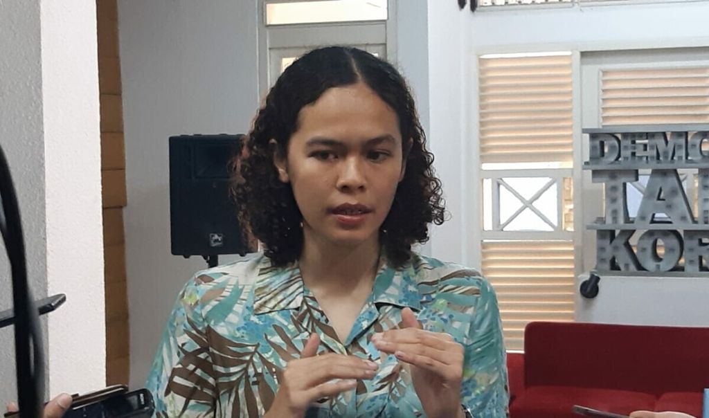 Peneliti ICW, Lalola Easter, di Jakarta, Minggu (28/4/2019).