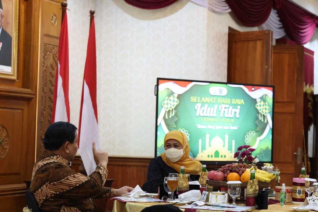 Ketua Umum Partai Gerindra Prabowo Subianto menemui Gubernur Jawa Tiur Khofifah Indar Parawansa di Gedung Negara Grahadi, Surabaya, Jawa Timur Selasa (3/5/2022).