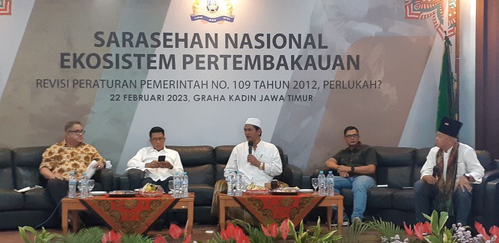 Sarasehan Nasional Ekosistem Pertembakauan di Kadin Jatim, Rabu (22/2/2023). Acara ini dihadiri petani, industri, dan pemerintah daerah. 