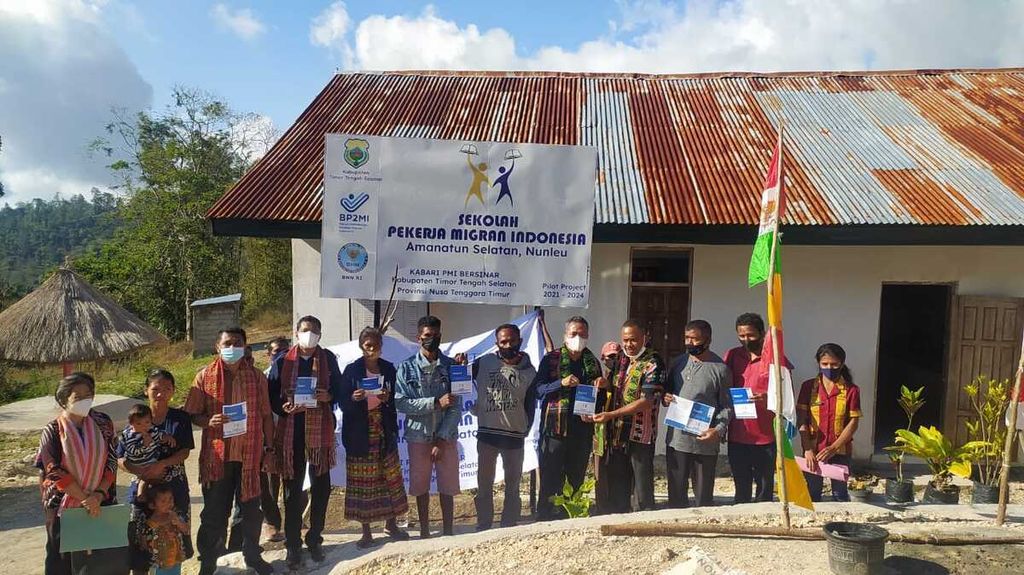 Sekolah Pekerja Migran Indonesia, pertama kali di Indonesia, dan dibangun dihadirkan di Desa Nunleu, Timor Tengah Selatan (30/8/2021).