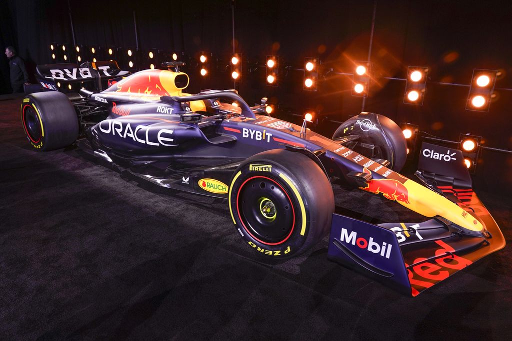 RB19 F1, mobil baru Red Bull untuk balapan Formula 1 musim 2023, diluncurkan Jumat (3/2/2023) di New York, Amerika Serikat. Ford akan kembali ke F1 sebagai penyuplai mesin Red Bull.