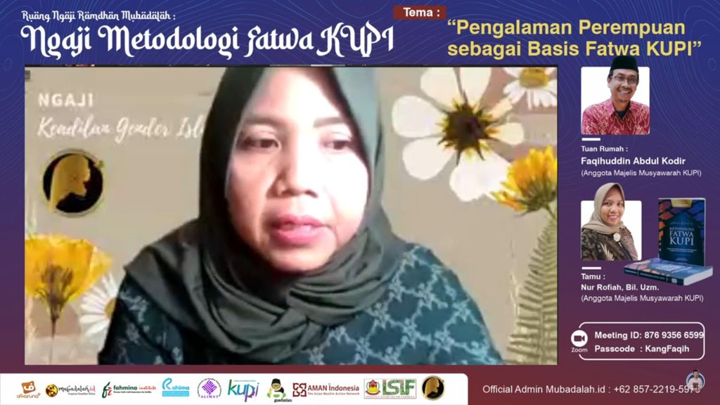 Nur Rofiah menjadi pembicara dalam acara ”Ngaji Metodologi Fatwa KUPI (Kongres Ulama Perempuan Indonesia)” secara daring, Minggu (3/4/2022). Diskusi itu membahas pentingnya perspektif perempuan dalam penyusunan fatwa.