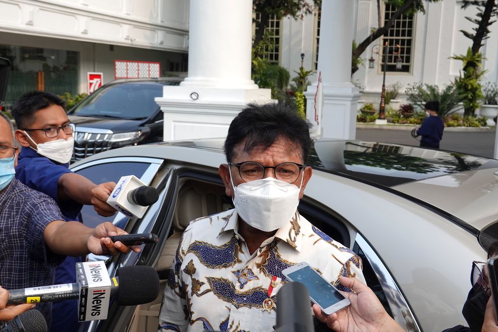 Menkominfo Johnny G Plate ketika memberikan keterangan pers di Istana Kepresidenan Jakarta, Rabu (24/8/2022).