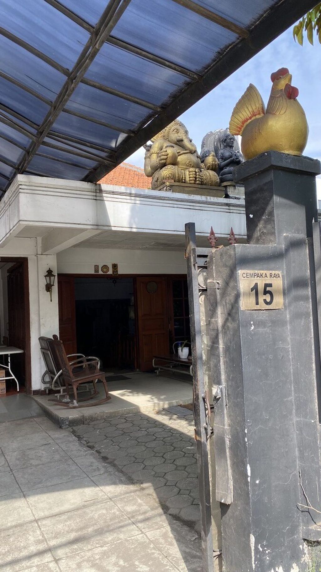 Rumah di Bintaro, Tangerang Selatan, Banten. Rumah ini menjadi markas Teater Koma. 