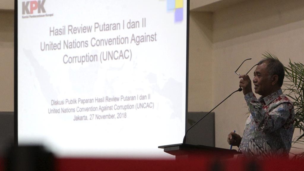 Ketua Komisi Pemberantasan Korupsi (KPK) Agus Rahardjo memberikan sambutan sebelum membuka acara diskusi yang membahas hasil <i>review </i>Konvensi PBB Antikorupsi (UNCAC) di gedung KPK, Jakarta, Selasa (27/11/18).