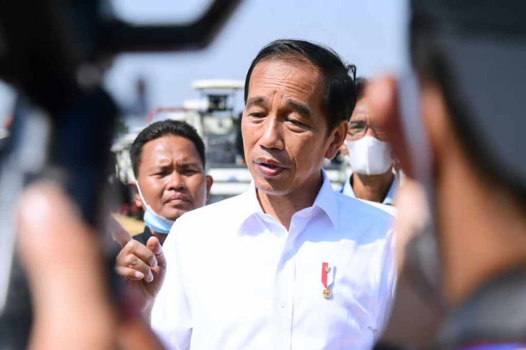 Presiden Joko Widodo meluncurkan lumbung pangan (<i>food estate</i>) berbasis mangga serta taksi alat dan mesin pertanian dalam kunjungan kerja ke Kabupaten Gresik, Jawa Timur, Senin (22/8/2022).