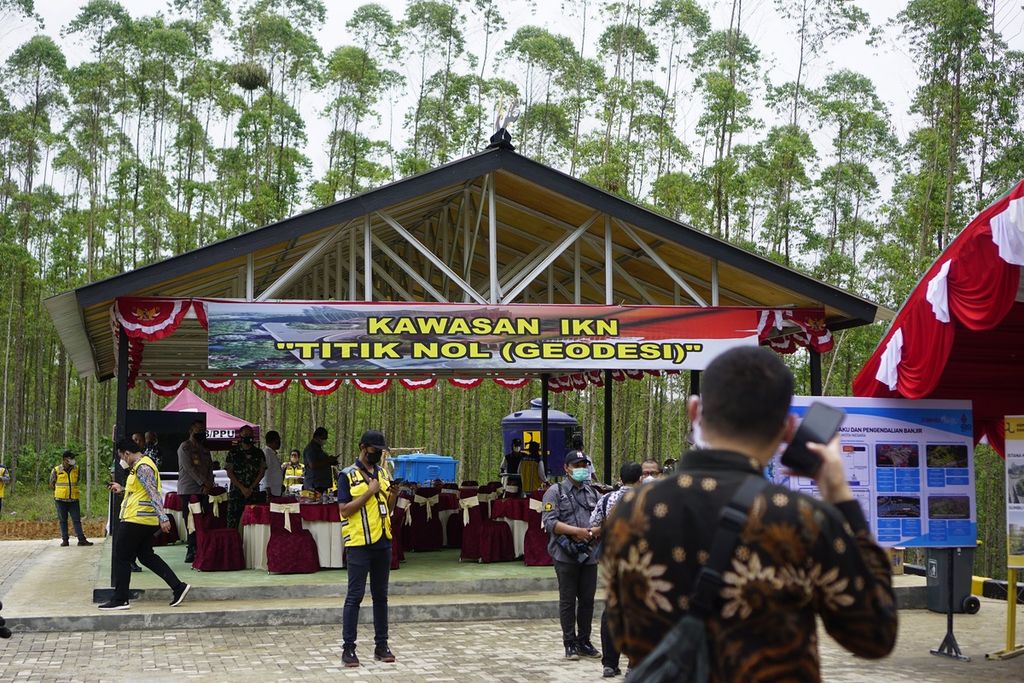 Gazebo berukuran sekitar 7 meter x 7 meter dengan rangka baja ringan sudah dibangun di titik nol Ibu Kota Nusantara di kawasan PT ITCI Hutani Manunggal, Kecamatan Sepaku, Penajam Paser Utara, Kalimantan Timur, Rabu (16/2/2022).