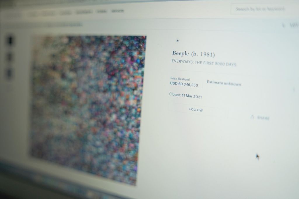 Laman di situs balai lelang Christie's untuk karya seni digital karya Beeple yang pada 2021 laku terjual dengan nominal 69 juta dollar AS atau sekitar Rp 1 triliun, seperti yang terlihat saat diakses pada Selasa (7/6/2022).