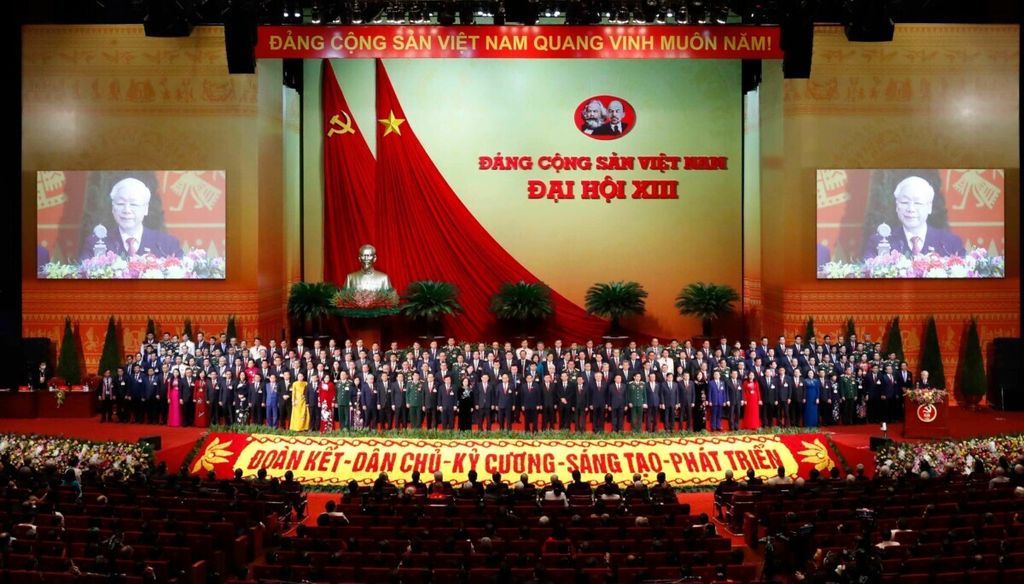 Foto yang diambil 1 Februari 2021 dan dirilis oleh kantor berita Vietnam ini menunjukkan Kongres Nasional Partai Komunis Vietnam ke-13 di Hanoi, Vietnam. 