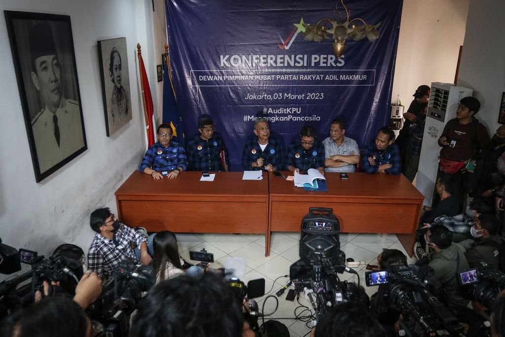 Suasana konferensi pers Partai Rakyat Adil Makmur (Prima) terkait isu penundaan pemilu di Kantor DPP Prima, Jakarta, Jumat (3/3/2023). 