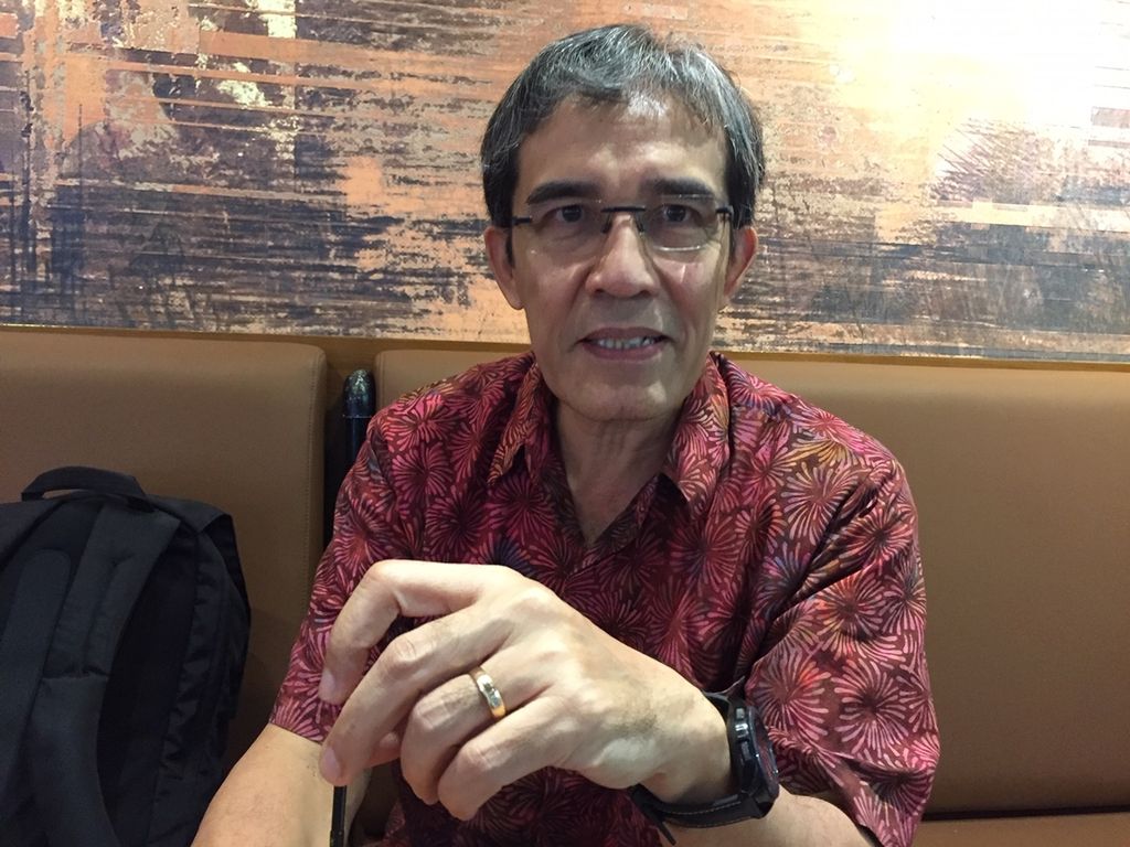 Pendiri Network for Democracy and Electoral Integrity, Hadar Nafis Gumay, Jumat (11/10/2019)