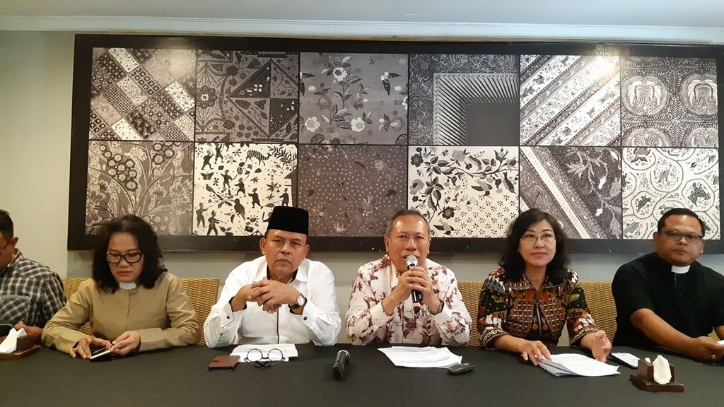 Konferensi pers Musyawarah Nasional Tokoh Antaragama bertajuk "Membangun Budaya Damai", Selasa (10/9/2019), di Jakarta. Musyawarah akan dilakukan 11-14 September 2019.