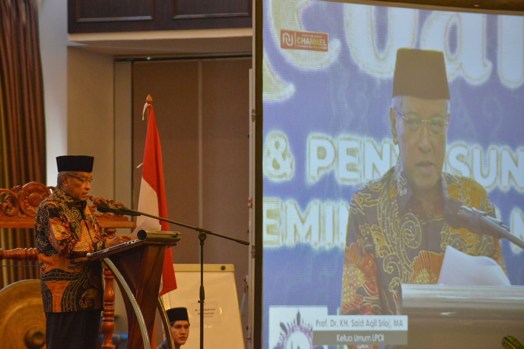 Ketua Umum Lembaga Persahabatan Ormas Islam Said Aqil Siroj memberikan sambutan dalam tadarus kebangsaan di Hotel Royal Kuningan, Jakarta, Sabtu (25/3/2023).