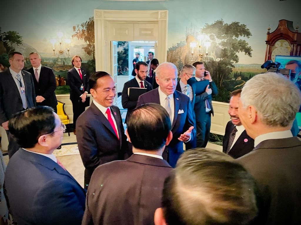 Presiden Joko Widodo menghadiri jamuan santap malam antara para pemimpin negara ASEAN dengan Presiden Amerika Serikat Joe Biden di Gedung Putih, Washington DC, Kamis (12/5/2022) waktu setempat atau Jumat (13/5/2022) pagi WIB. 