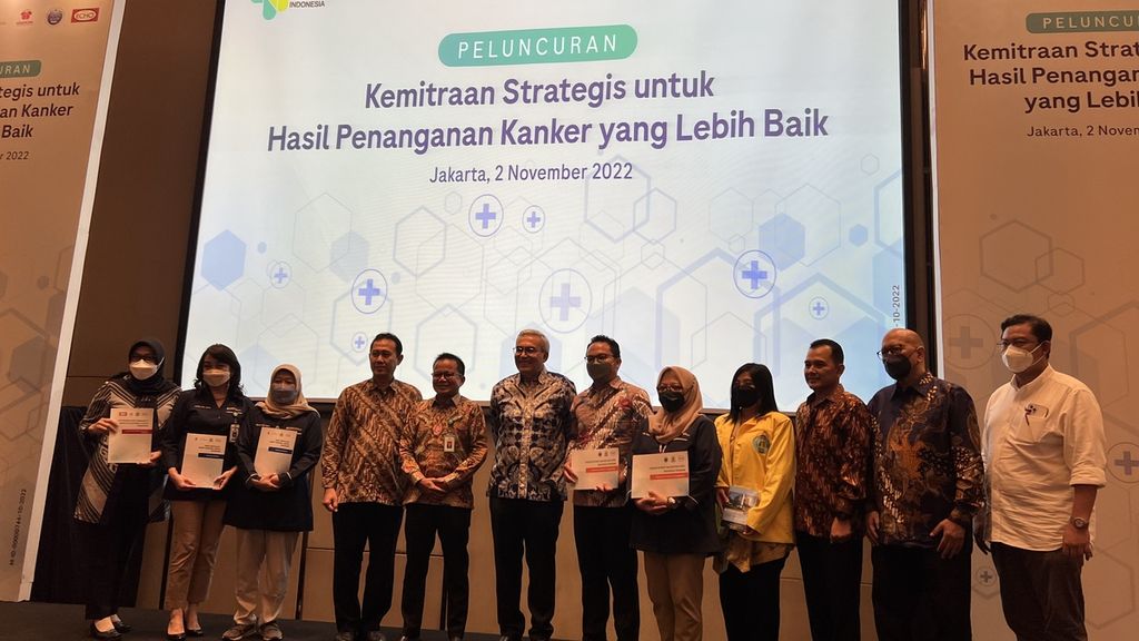 Peluncuran program kemitraan strategis untuk hasil penanganan kanker yang lebih baik di Jakarta, Selasa (2/11/2022)
