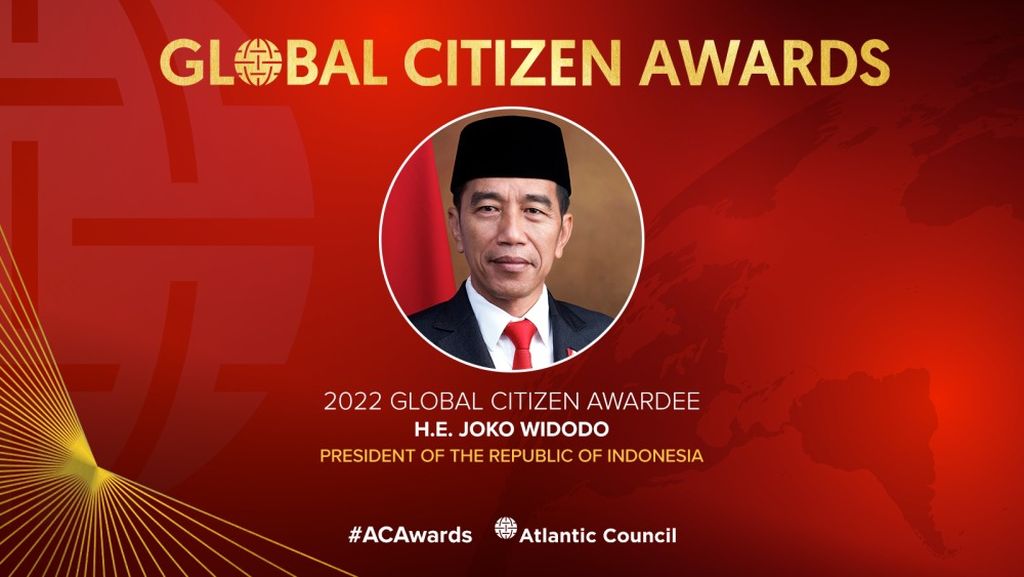 Poster penerima penghargaan Global Citizen Awards 2022, Presiden Joko Widodo. Penghargaan diserahkan di Cipriani Hall, New York, Amerika Serikat, Senin (19/9/2022) malam.
