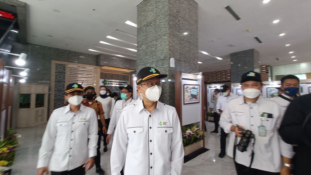 Menteri Kesehatan Budi Gunadi Sadikin di Kompleks Kementerian Kesehatan, Jakarta Selatan, Sabtu (12/11/2022).