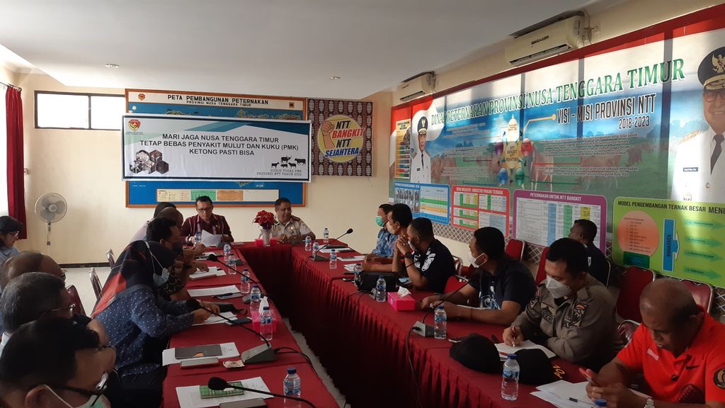 Suasana rapat koordinasi Satgas Penyakit Mulut dan Kuku NTT di Kota Kupang pada Jumat (20/5/2022).