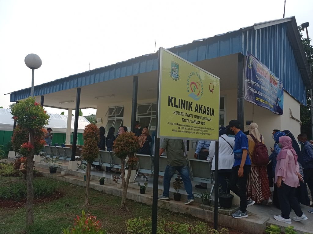 Klinik Akasia untuk pengobatan TBC resisten obat di RSUD Kota Tangerang, Banten, Selasa (17/5/2022). Sejak Juni 2021 hingga Mei 2022 ini, tercatat 73 pasien telah berobat di klinik tersebut.