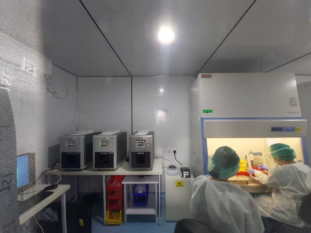 Laboratorium PCR di RSUD Umbu Rara Meha di Waingapu, Sumba Timur, Nusa Tenggara Timur. Apakah Laboratorium semacam ini juga bisa memeriksa sampel kasus hepatitis akut yang sedang terjadi saat ini. Satgas Covid-19 Sumba Timur.