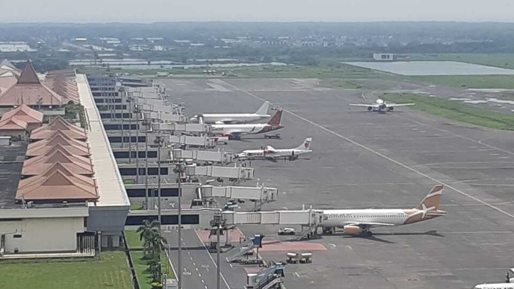 Juanda International Airport, Surabaya, East Java, is become one of G20 Summit's delegation airplanes parking site. The Summit will be held in Bali, November 15-16th 2022. Ten delegation has convirmed using the airport. . 