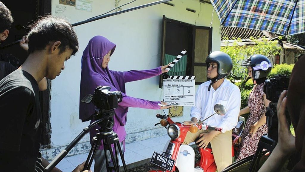 Salah satu adegan film Ijinkan Saya Menikahinya karya SMA Rembang Purbalingga meraih Juara 1 Festival Film Pendek Indonesia untuk kategori Pelajar yang diumumkan pada Jumat (20/1/2017), di Bentara Budaya Jakarta.