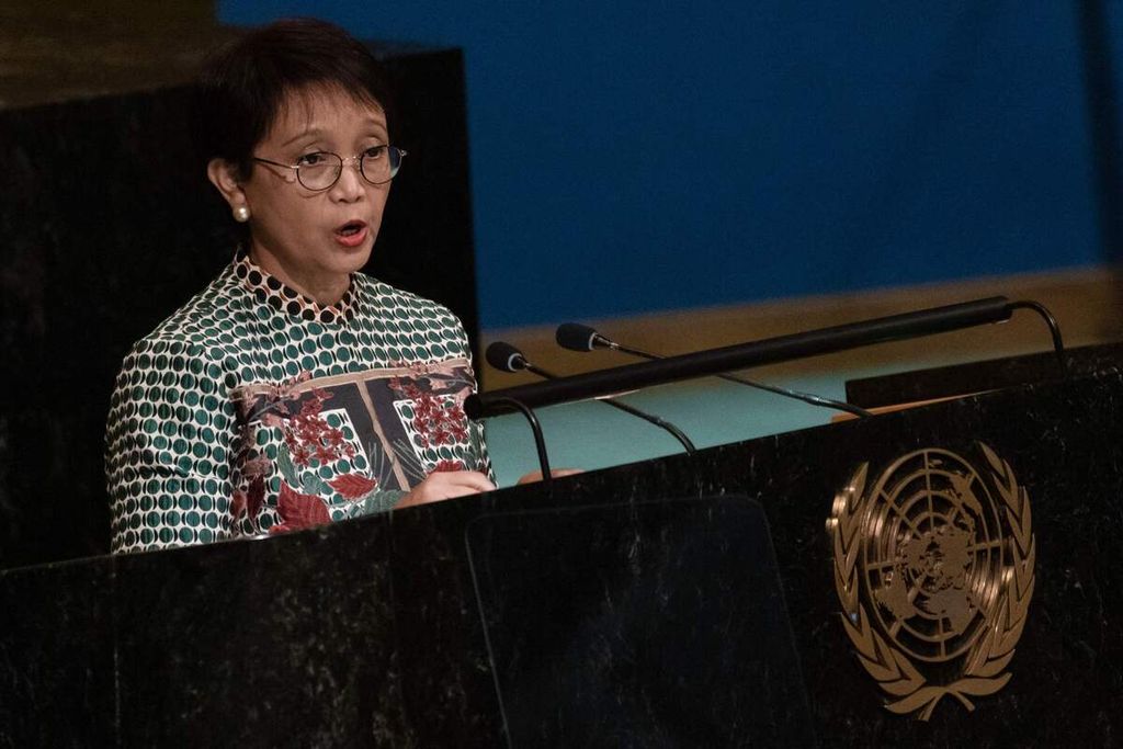 Menteri Luar Negeri Indonesia Retno Marsudi menyampaikan pidato pada Sidang Ke-77 Majelis Umum PBB di Markas Besar PBB, New York, AS, Senin (26/9/2022). 