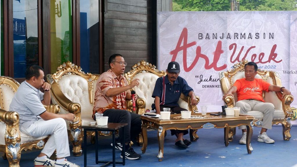 Kegiatan diskusi tentang Tata Kelola Seni Budaya Kota Banjarmasin dalam rangkaian kegiatan Banjarmasin Art Week 2022 di Banjarmasin, Kalimantan Selatan, Minggu (6/11/2022).