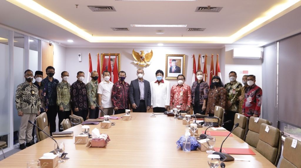 Gubernur Lemhannas RI, Andi Widjajanto kunjungi Badan Pembinaan Ideologi Pancasila pada Jumat, 11 Maret 2022 di gedung BPIP di Jalan Veteran Jakarta Pusat.