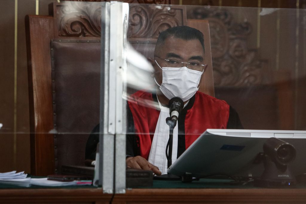 Hakim Ketua Wahyu Iman Santoso memimpin sidang lanjutan kasus pembunuhan berencana terhadap Nofriansyah Yosua Hutabarat atau Brigadir J di Pengadilan Jakarta Selatan, Selasa (29/11/2022). 
