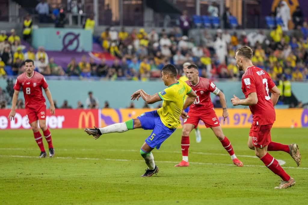 Casemiro mencetak gol kemenangan Brasil 1-0 (0-0) atas Swiss di laga penyisihan Grup G Piala Dunia Qatar di Stadion 974, Doha, Senin (28/11/2022).