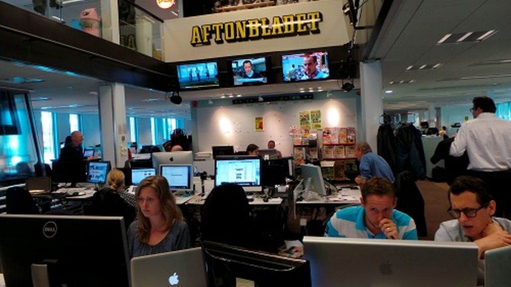 Suasana ruang redaksi Koran Aftonbladet di Swedia (13/5/2013). Surat kabar ini merupakan salah satu media cetak dengan perolehan pendapatan iklan digital yang lebih tinggi dibandingkan dengan iklan cetak.