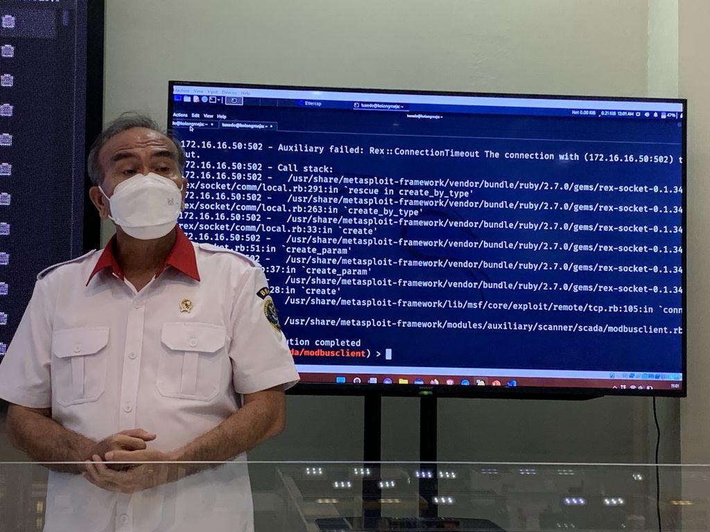 Kepala BSSN Hinsa Siburian di Pusat Pengembangan SDM BSSN, Sentul, Kabupaten Bogor, Jawa Barat, Rabu (16/3/2022).