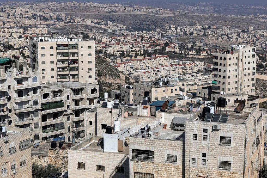 Pemandangan kamp pengungsi Palestina, Shufaat, di wilayah pendudukan Jerusalem Timur, Rabu (25/1/2023). 