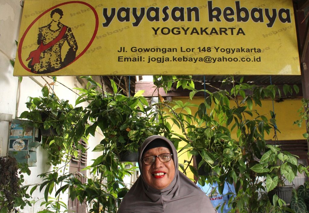 Pendiri dan Direktur Yayasan Kebaya (Keluarga Besar Waria Yogyakarta) saat ditemui di Rumah Singgah Kebaya, Daerah Istimewa Yogyakarta, Kamis (21/7/2022).